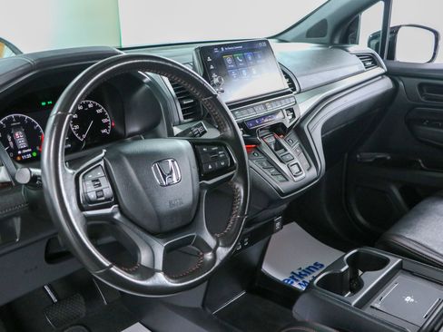Used 2025 Honda Odyssey Sport-L image 23