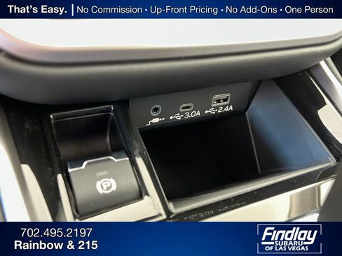 New 2025 Subaru Outback Limited image 38