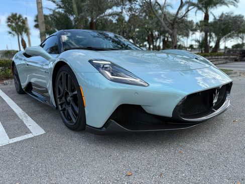 Used 2023 Maserati MC20 Spyder image 14