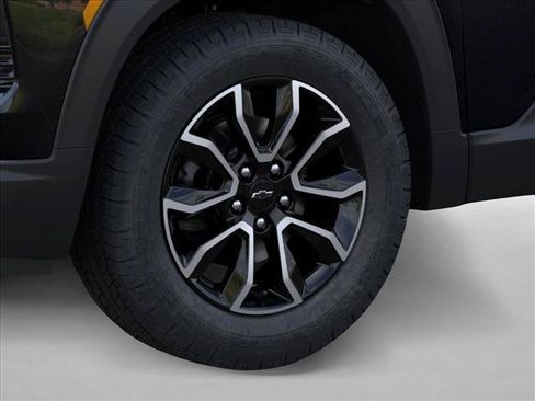 New 2026 Chevrolet TrailBlazer ACTIV FWD image 9