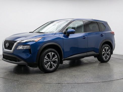 Used 2025 Nissan Rogue SV AWD/4WD image 3