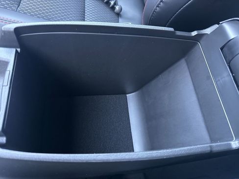 New 2026 Ford Escape ST-Line w/ Cold Weather Package image 37