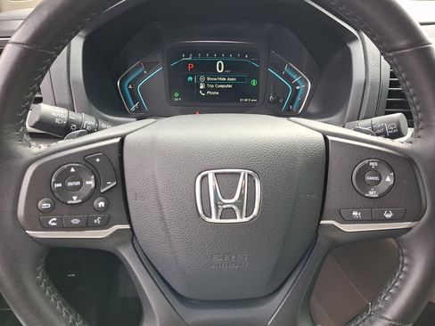 Certified 2024 Honda Odyssey EX-L image 19