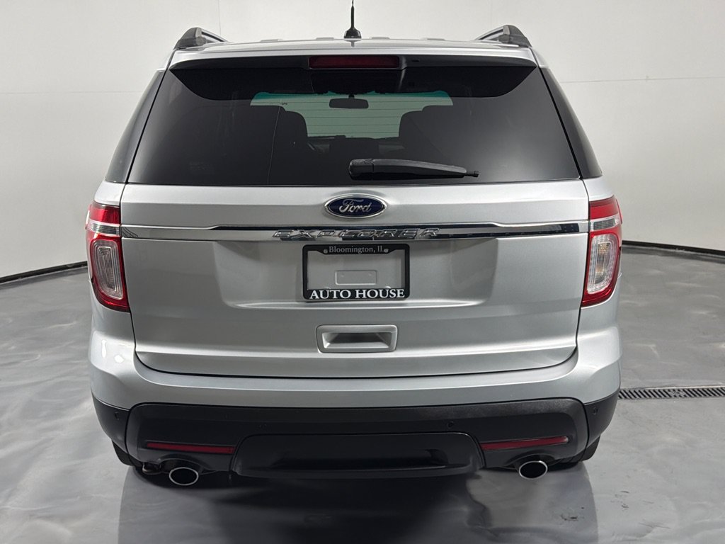 Used 2014 Ford Explorer XLT AWD/4WD image 6