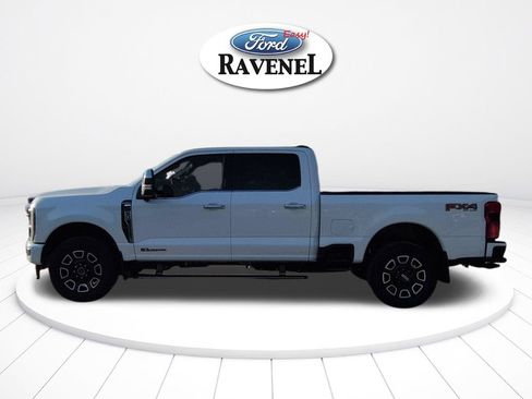 Used 2024 Ford F250 Platinum AWD/4WD image 7