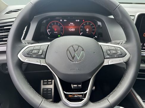 New 2026 Volkswagen Atlas Peak Edition AWD/4WD image 14