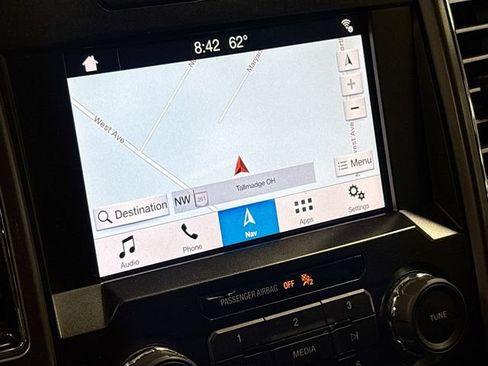 Used 2019 Ford F150 XLT w/ Equipment Group 302A Luxury AWD/4WD image 14