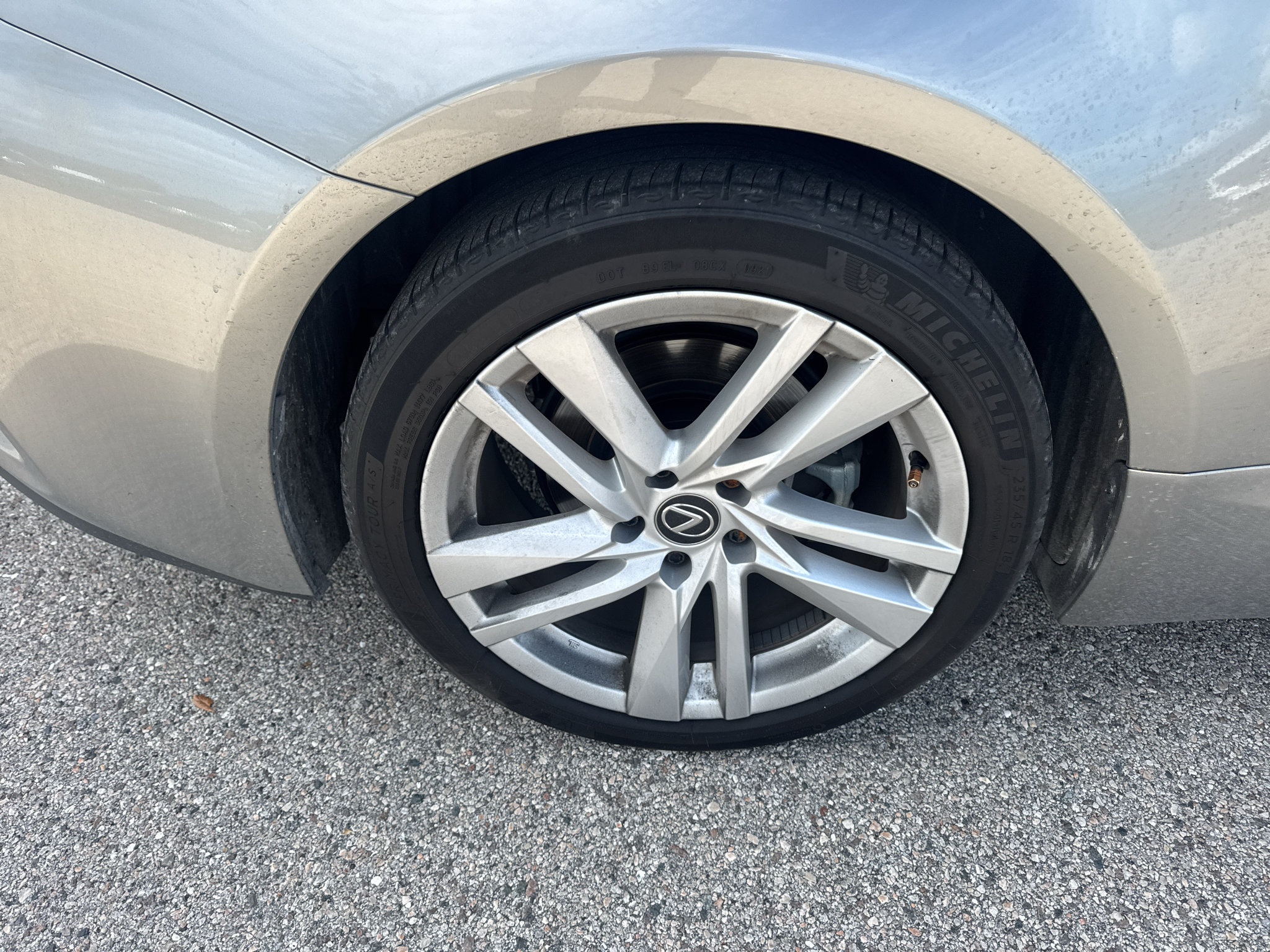 Used 2023 Lexus RC 350 RWD image 6