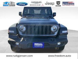 Used 2025 Jeep Wrangler Sport S video 2
