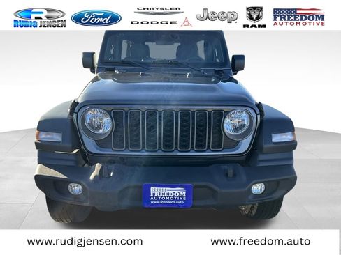Used 2025 Jeep Wrangler Sport S image 2