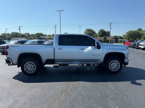 Used 2022 Chevrolet Silverado 2500 LT w/ All Star Edition image 6