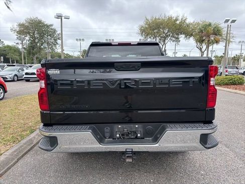 Used 2023 Chevrolet Silverado 1500 LT w/ Protection Package AWD/4WD image 4