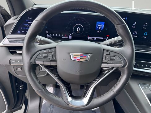 Used 2023 Cadillac Escalade Sport AWD/4WD image 13