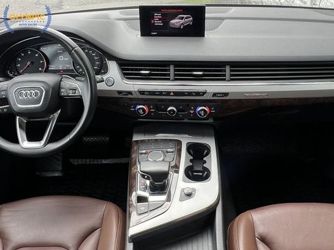 Used 2018 Audi Q7 2.0T Premium AWD/4WD image 28