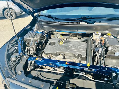 Used 2022 GMC Terrain SLE w/ Driver Convenience Package image 37