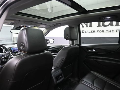 Used 2020 Chevrolet Equinox LT w/ Midnight Edition image 18