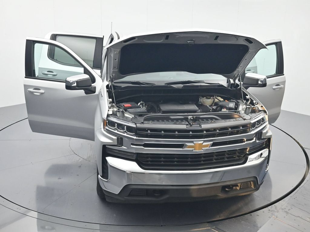 Certified 2021 Chevrolet Silverado 1500 LT AWD/4WD image 44