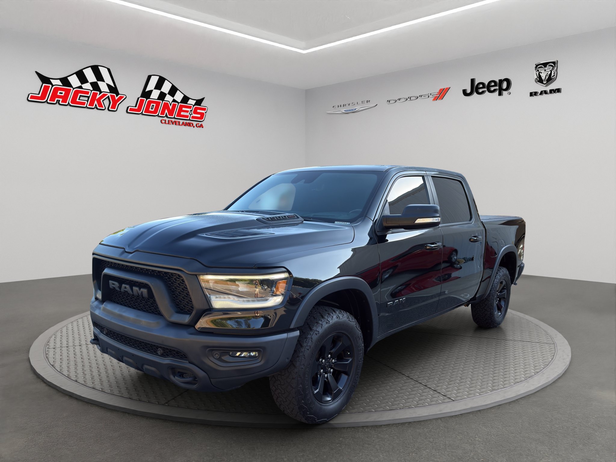 Used 2022 RAM 1500 Rebel w/ Rebel Level 2 Equipment Group AWD/4WD image 2