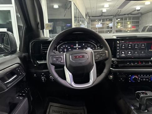 Used 2026 GMC Sierra 1500 SLT w/ SLT Premium Package AWD/4WD image 34
