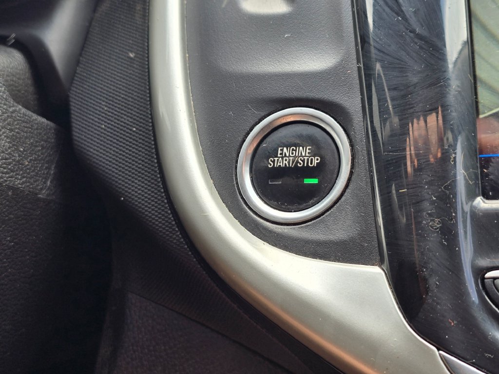 Used 2018 Chevrolet Sonic LT w/ Convenience Package FWD image 16