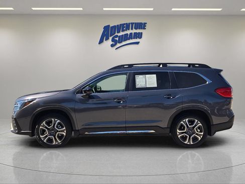Used 2026 Subaru Ascent Limited w/ Popular Package #1 AWD/4WD image 4