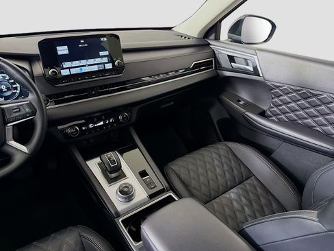 Used 2024 Mitsubishi Outlander SEL image 26