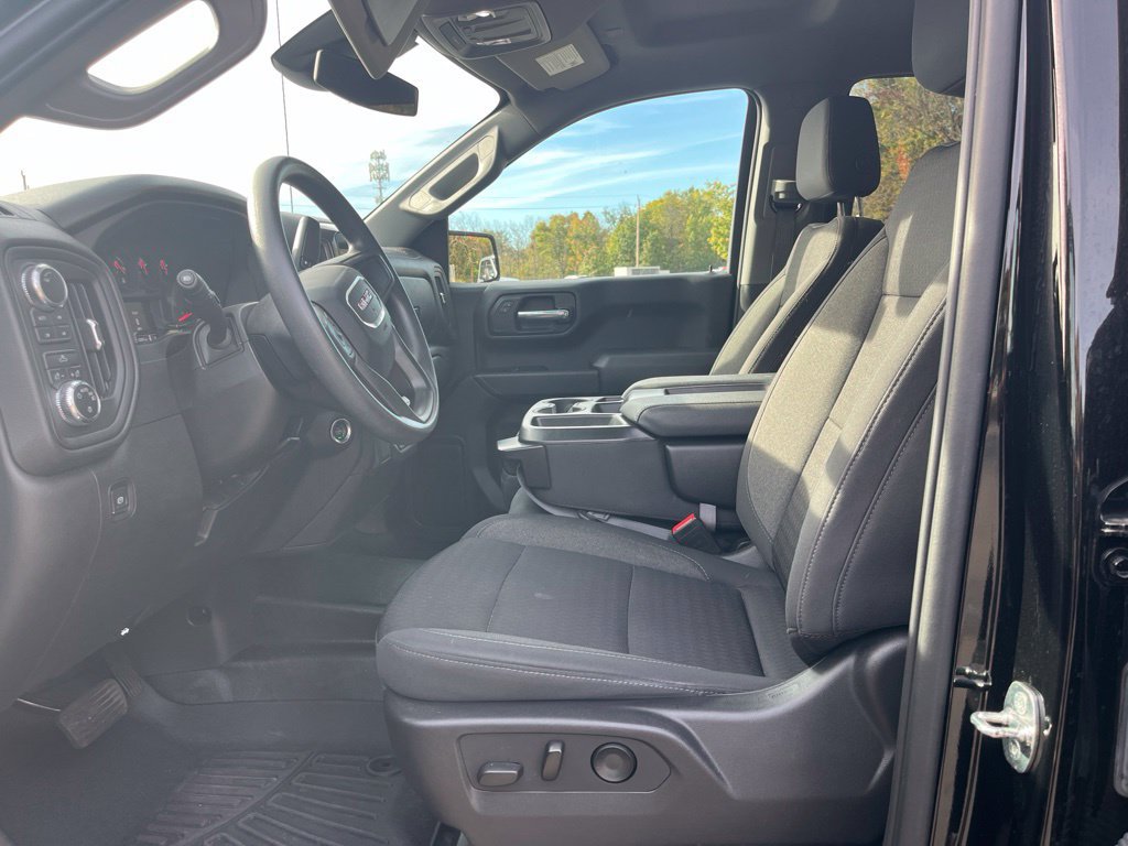 Used 2023 GMC Sierra 1500 Pro w/ Pro Value Package AWD/4WD image 9