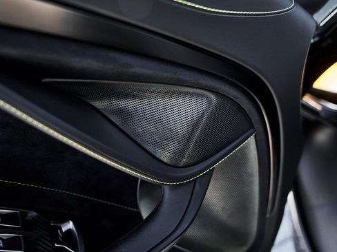 Used 2019 McLaren 720S RWD image 35