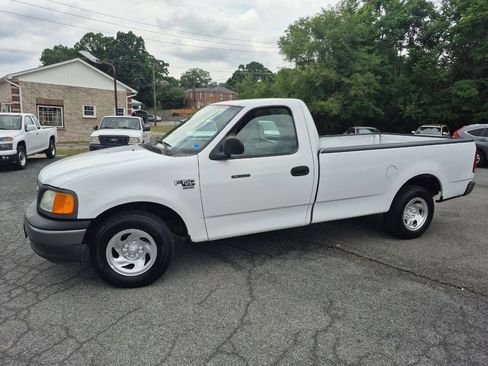 Used 2004 Ford F150 XL RWD image 2