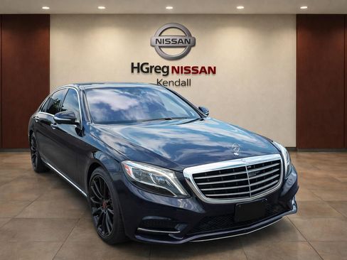 Used 2017 Mercedes-Benz S 550 4MATIC Sedan image 9