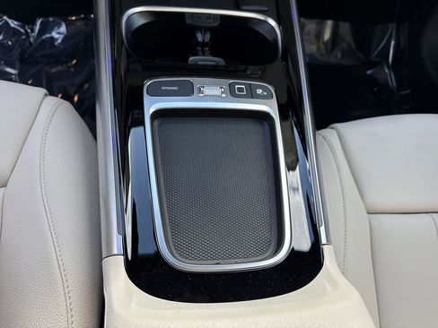 New 2025 Mercedes-Benz GLA 250 4MATIC image 25