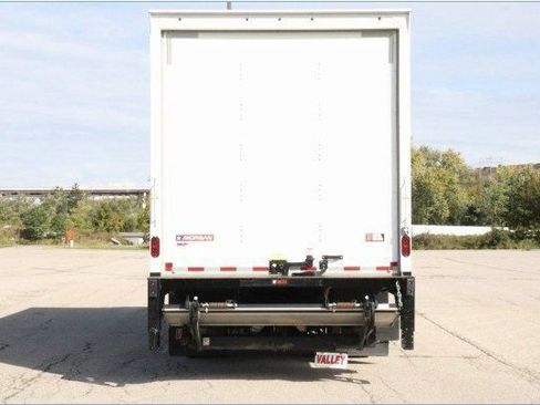 Used 2023 Chevrolet Low Cab Forward 5500XD RWD image 7