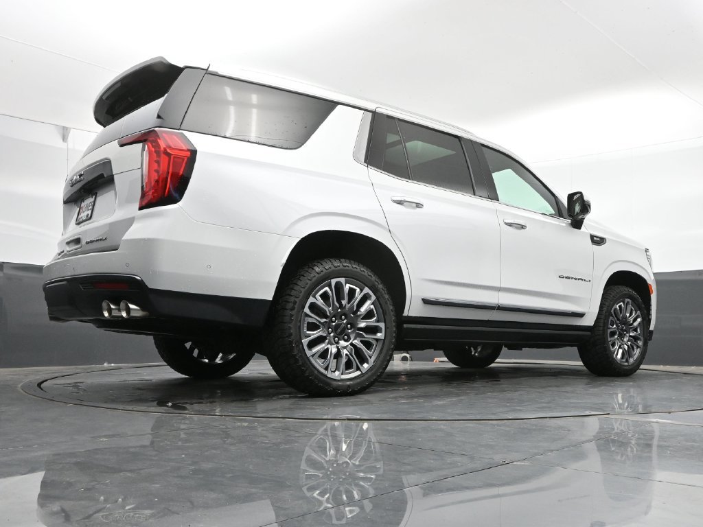 Used 2023 GMC Yukon Denali Ultimate AWD/4WD image 41