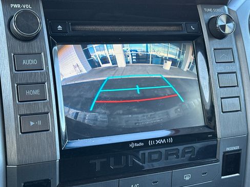 Used 2016 Toyota Tundra SR5 w/ SR5 Upgrade Package image 18