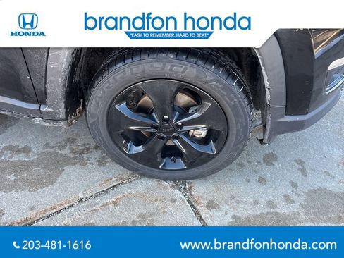 Used 2021 Jeep Compass Latitude AWD/4WD image 32