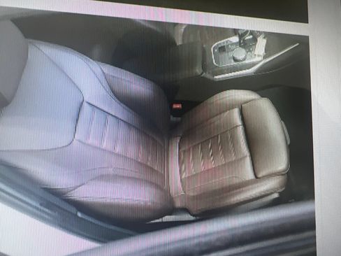 Used 2019 BMW 330i xDrive Sedan w/ Convenience Package AWD/4WD image 18