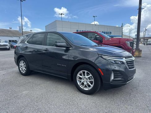 Used 2022 Chevrolet Equinox LT image 3