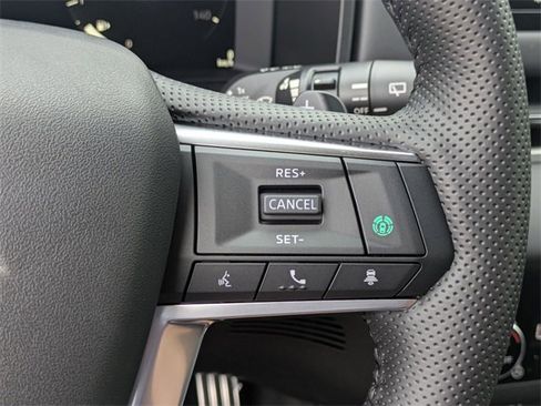 New 2025 Mitsubishi Outlander SEL image 19