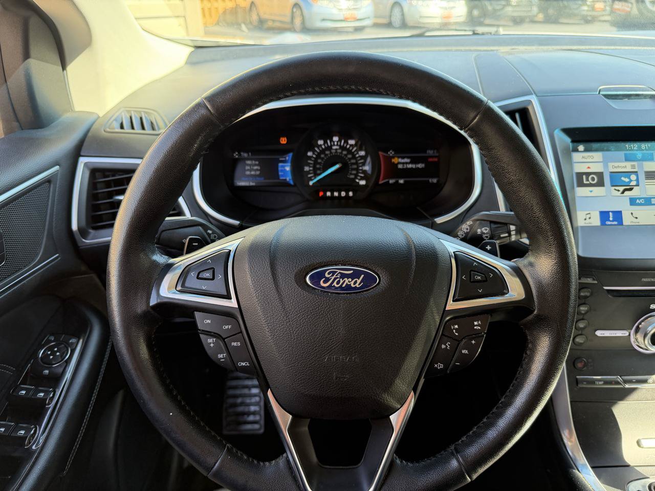 Used 2017 Ford Edge Titanium w/ Technology Package AWD/4WD image 16