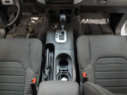 Used 2021 Nissan Frontier SV RWD image 26