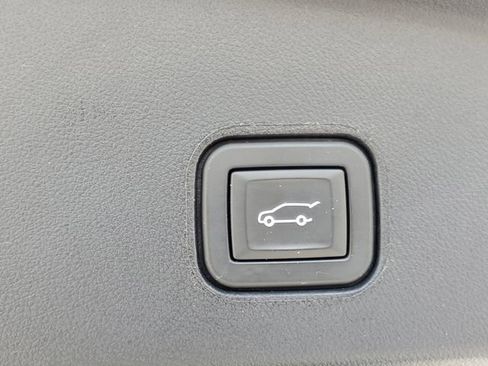 Certified 2024 Cadillac Lyriq Tech RWD image 11