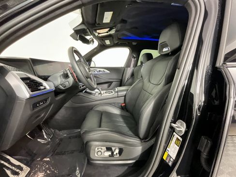 Used 2025 BMW XM image 16
