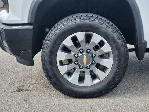 New 2026 Chevrolet Silverado 2500 Custom w/ Custom Value Package image 12