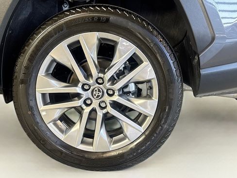 Used 2024 Toyota RAV4 Limited image 30