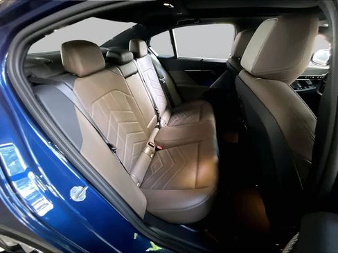 Used 2025 BMW 530i RWD image 20