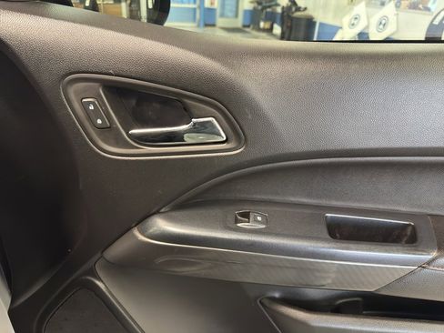 Used 2021 GMC Canyon AT4 image 15