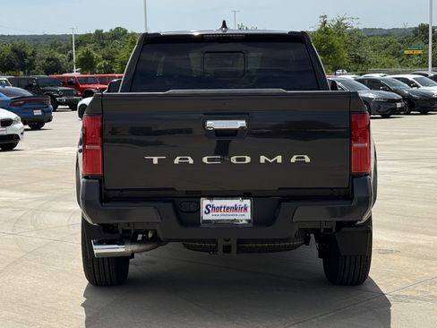 New 2026 Toyota Tacoma Limited AWD/4WD image 5