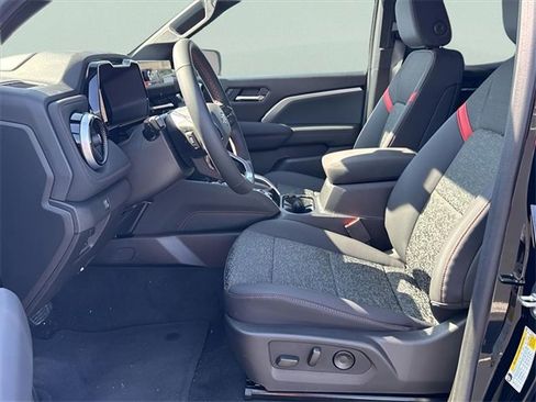 New 2025 Chevrolet Colorado Z71 w/ Technology Package image 13