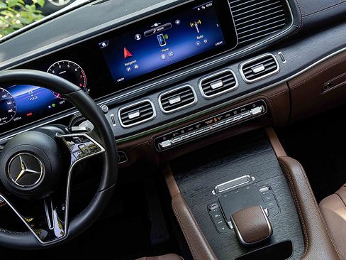 Used 2024 Mercedes-Benz GLE 350 4MATIC image 21