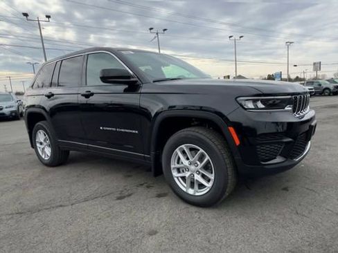 New 2026 Jeep Grand Cherokee Laredo X image 2